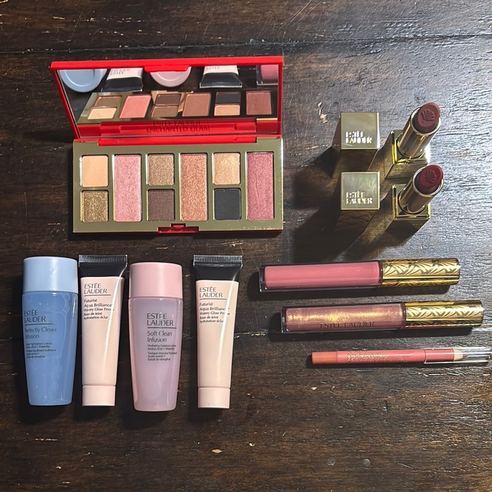 Estée Lauder 10-Piece Skincare, Lip, & Makeup Bundle